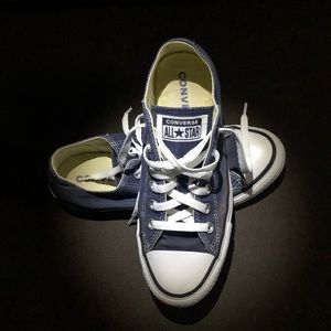 Converse All Star in Navy, Size 8